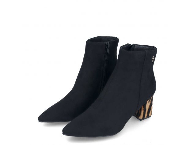 405DC18F-CD13-48CF-9010-2A32E0AFE5E1