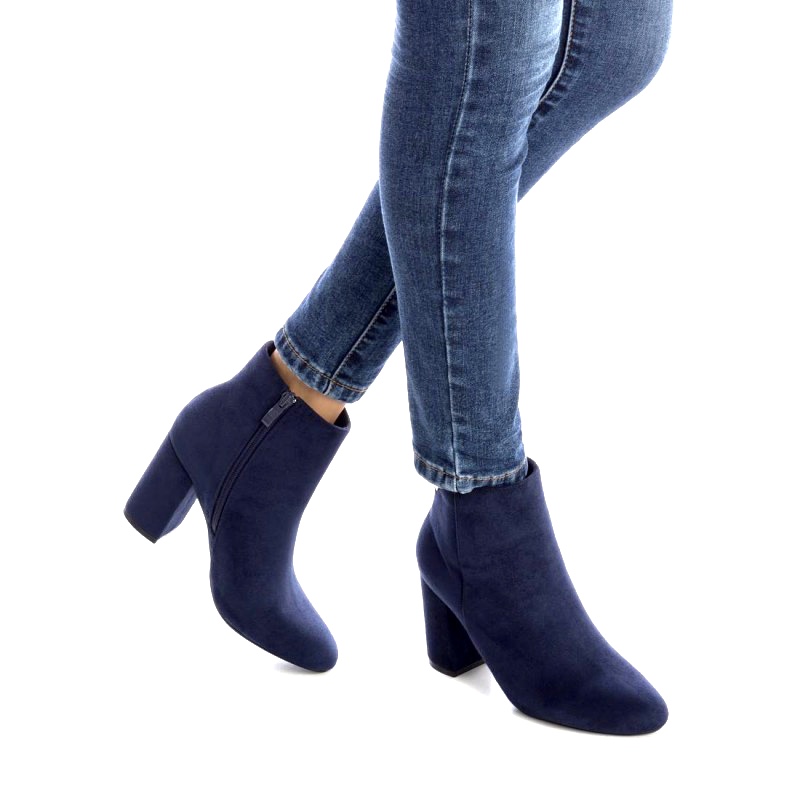 574F54B9-5091-4E4E-B1DF-5E06431557FE