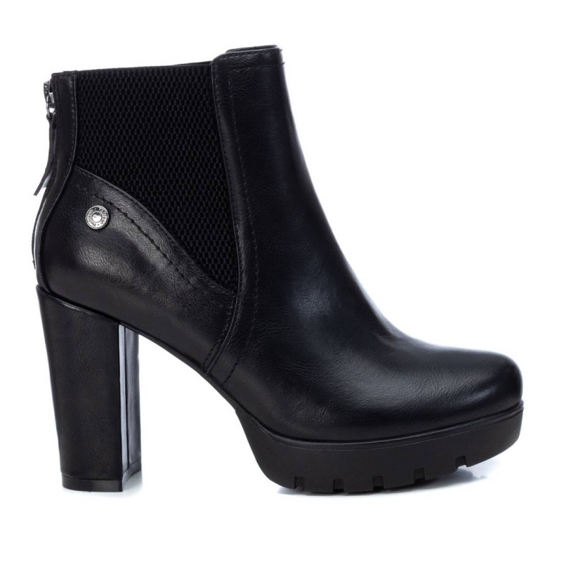 Botin Negro Tacon