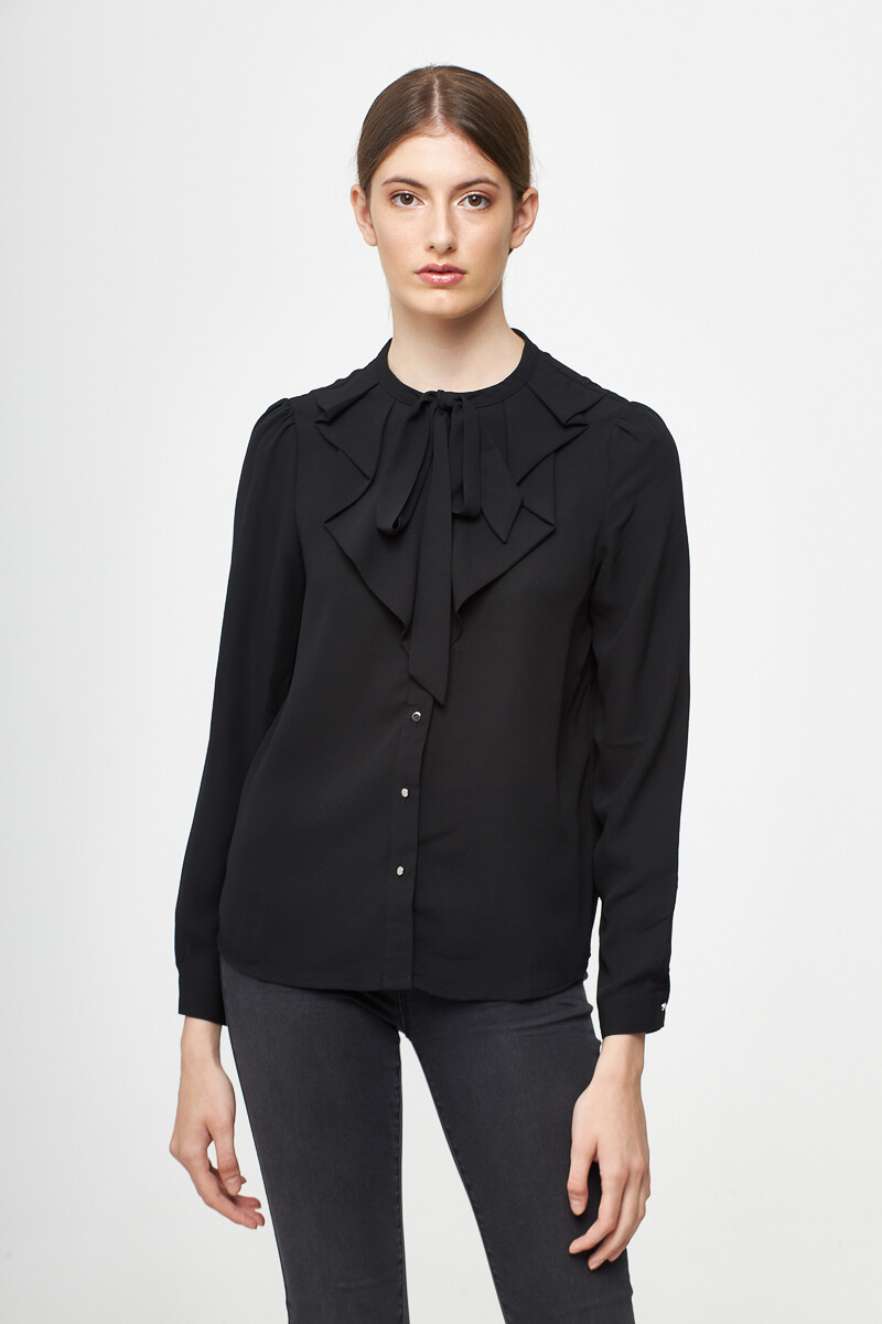 blusa negra