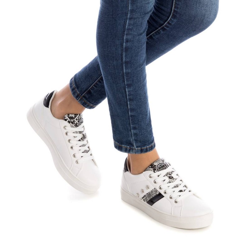 deportiva blanca estrellas 2