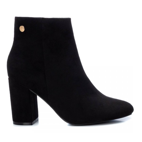 05FCF379-74D6-47F1-86C9-F989BFE48BD8