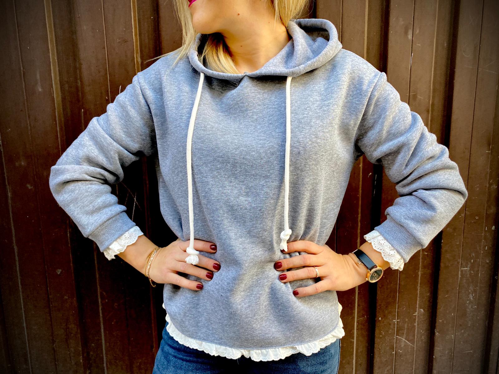 0F0D9246-ADED-494A-9C6F-0970F838D4A1