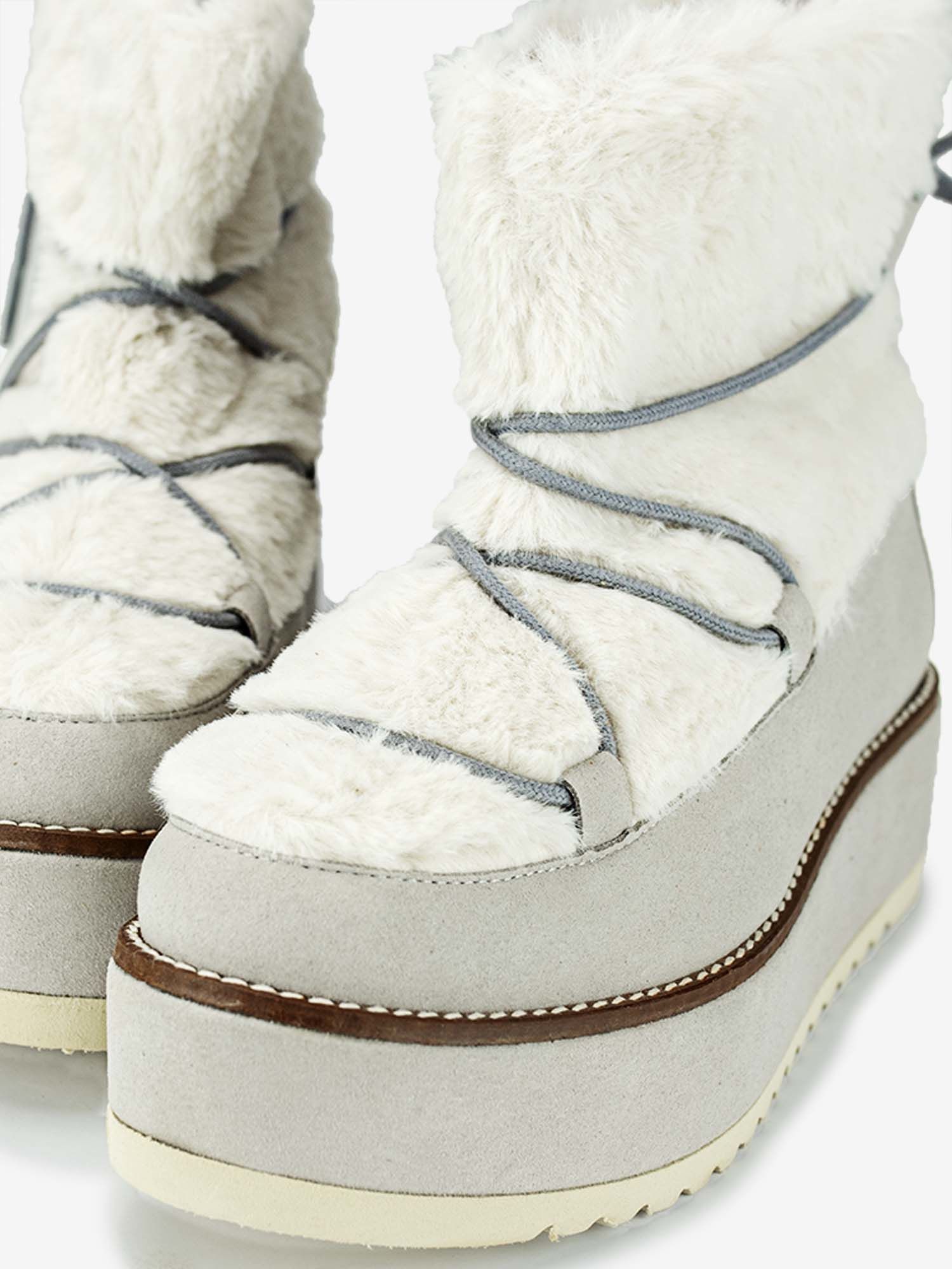 82574E07-91D4-44F0-8FF4-8E9B012949C8